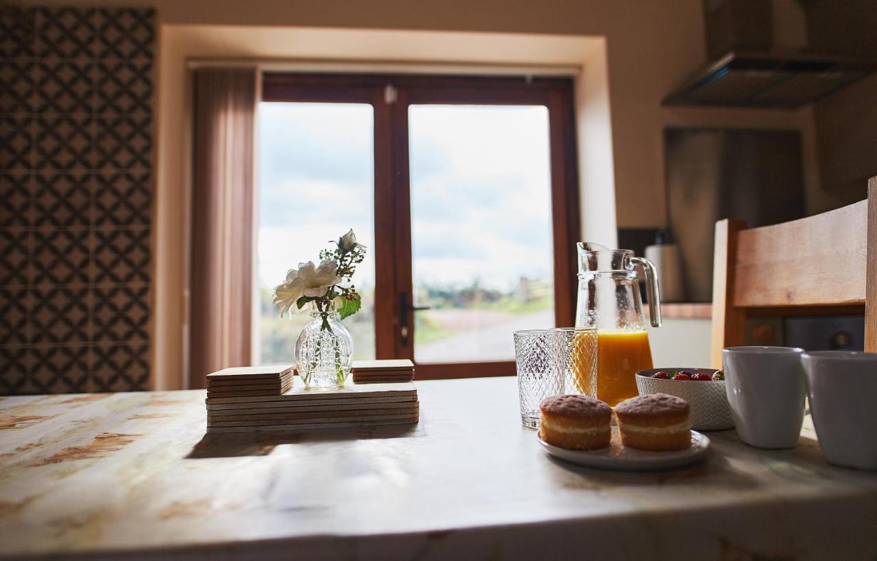 The Old Dairy - Boutique Countryside Cottage At Harrys Cottages Pen-y-Clawdd Екстериор снимка